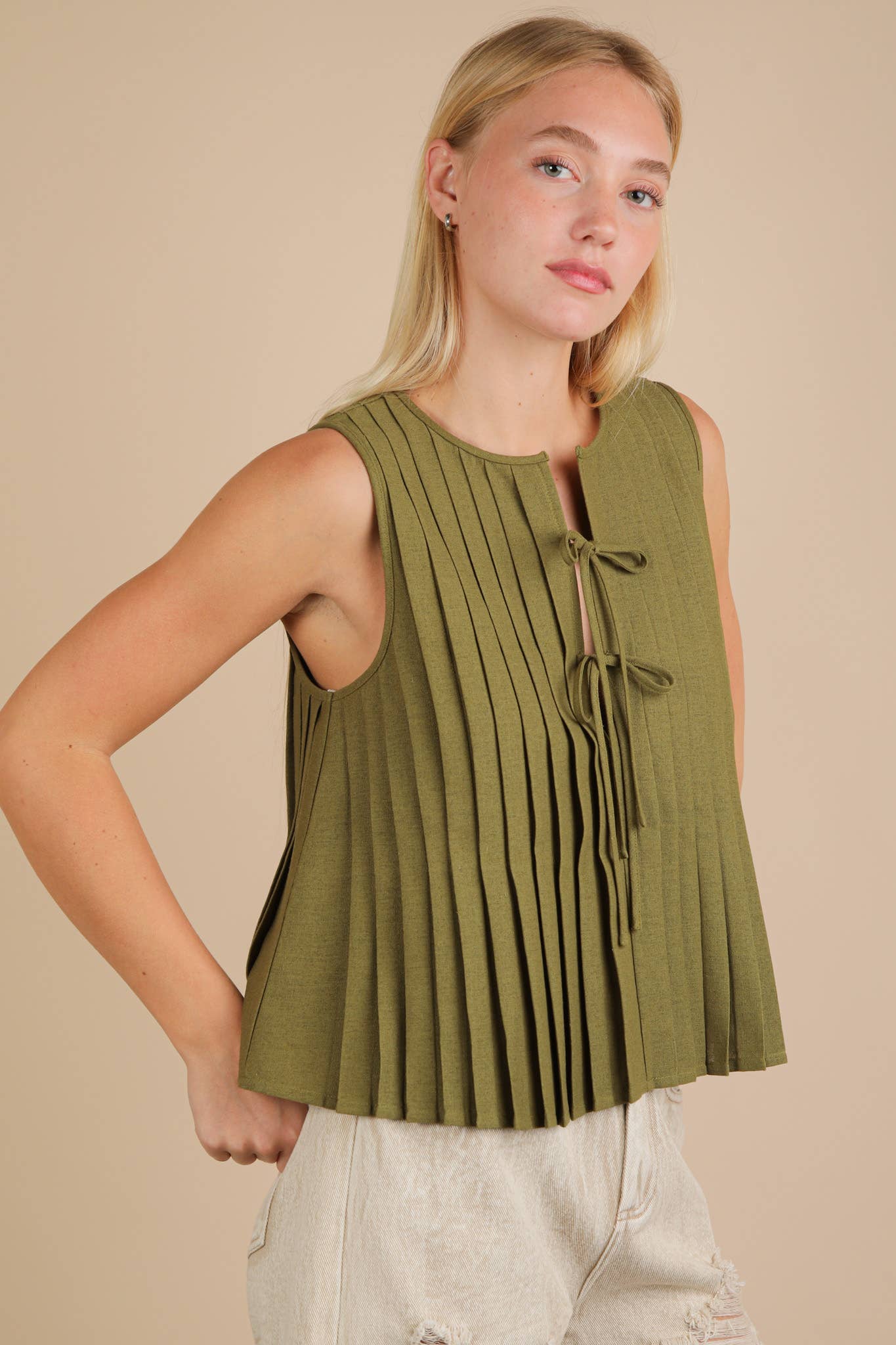 NT12184-Pleated Woven Blouse Top with Front Tie