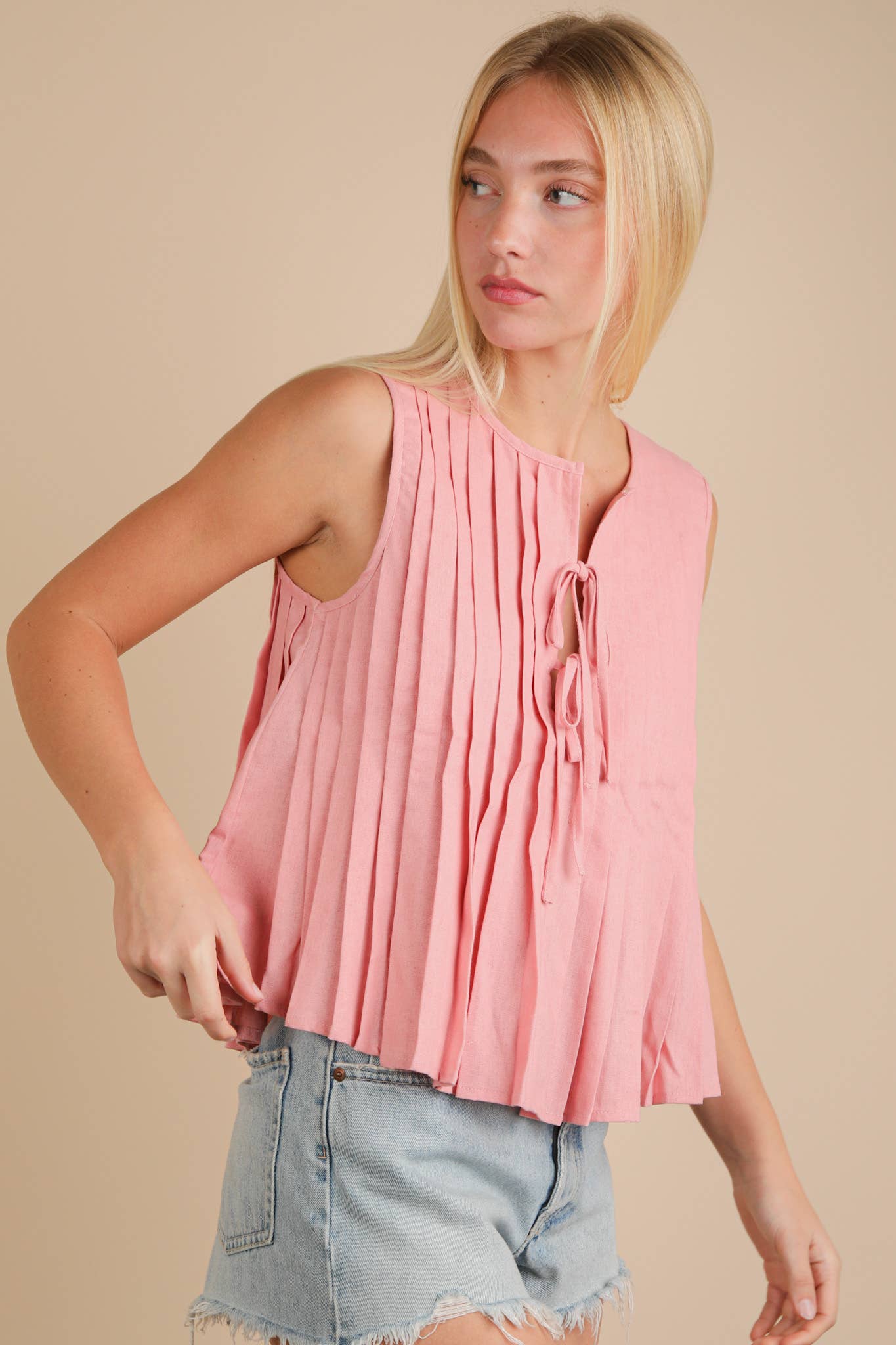 NT12184-Pleated Woven Blouse Top with Front Tie