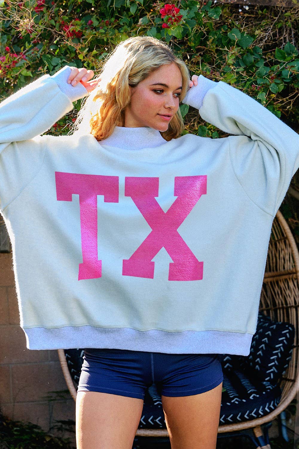 'TEXAS & TX' Print Reversible Mockneck Sweatshirt
