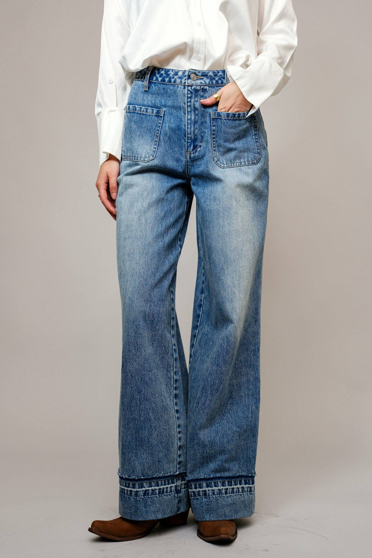Western Cuffed Hem Pocket Denim Jeans